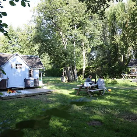 Camping Ile De Campsite 3*